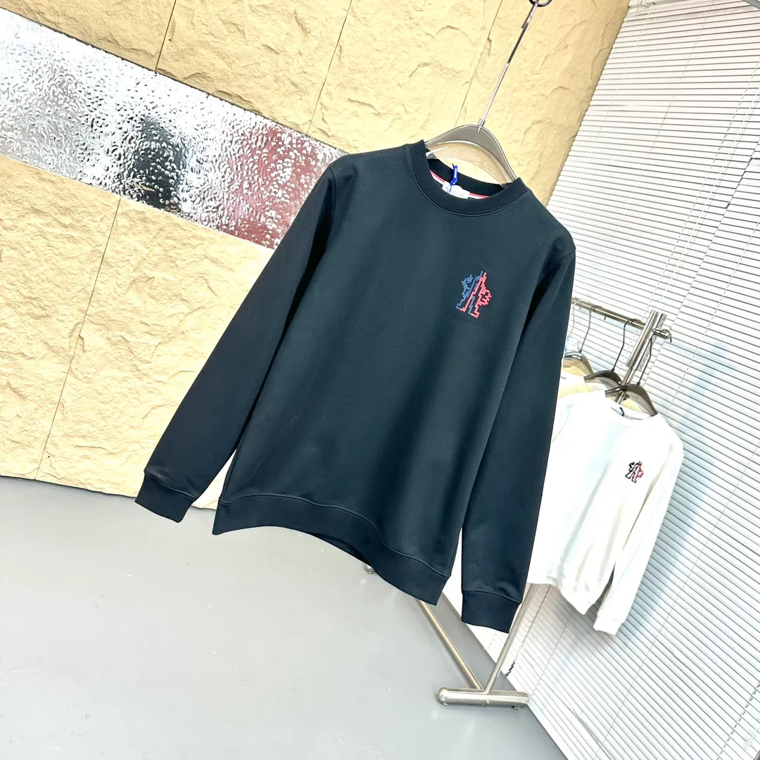 ： 🤳𝐌𝐎𝐍𝐂𝐋𝐄𝐑 ：☑️ 440 👕 ：☑️ 1*1 。🔜 。 ：☑️ 3D ，🇧🇫 1：1 。 ， ， ！🇲🇩 ！ Size：☑️S 〰️M 〰️L 〰️XL 〰️XXL